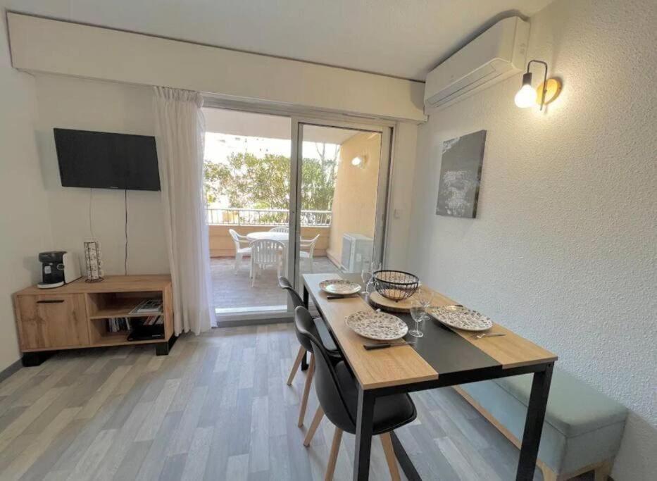 Appartement Port De Hyeres 4 Personnes Buitenkant foto